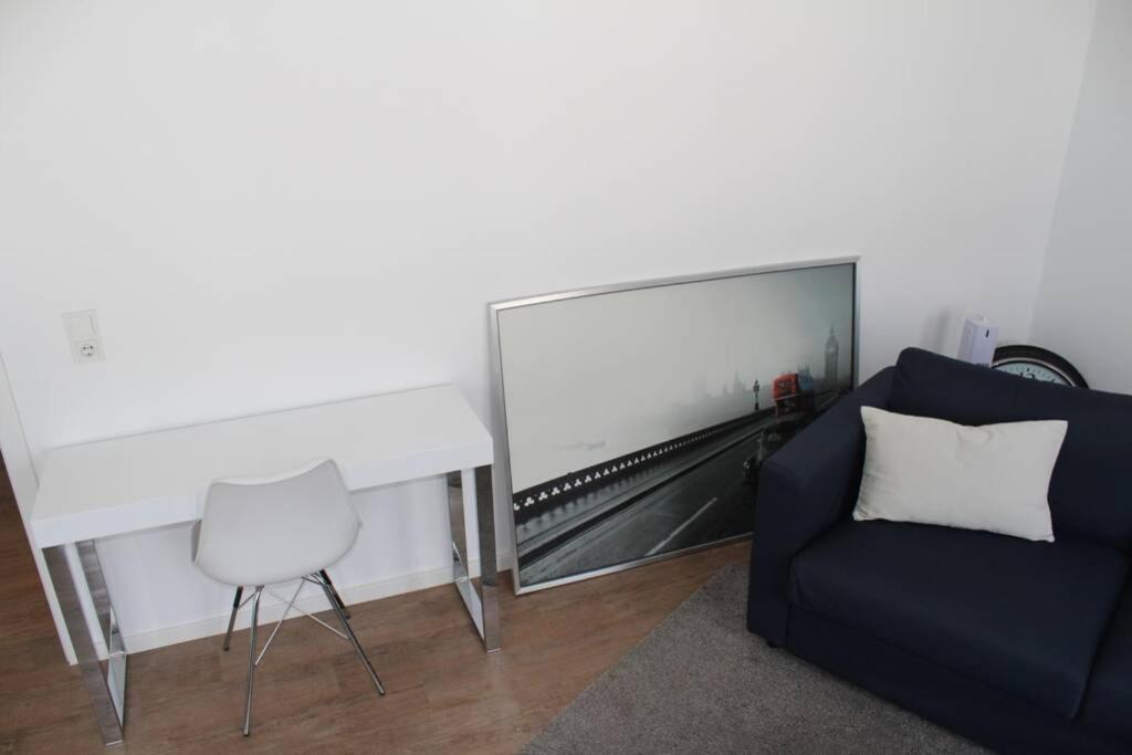 LONDON . CHILLINGHOUSE # 9, 3 Min. vom ICE, NETFLIX, Garten Siegburg Exterior foto